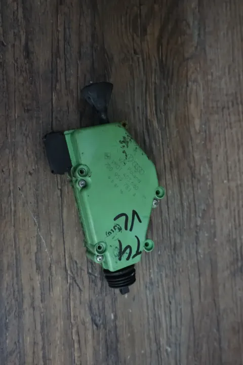 Article PZ9W