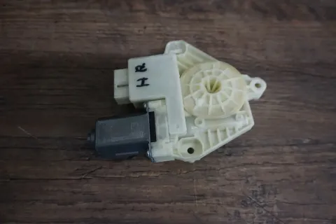 Article 9KG4