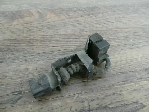 Article Z45M