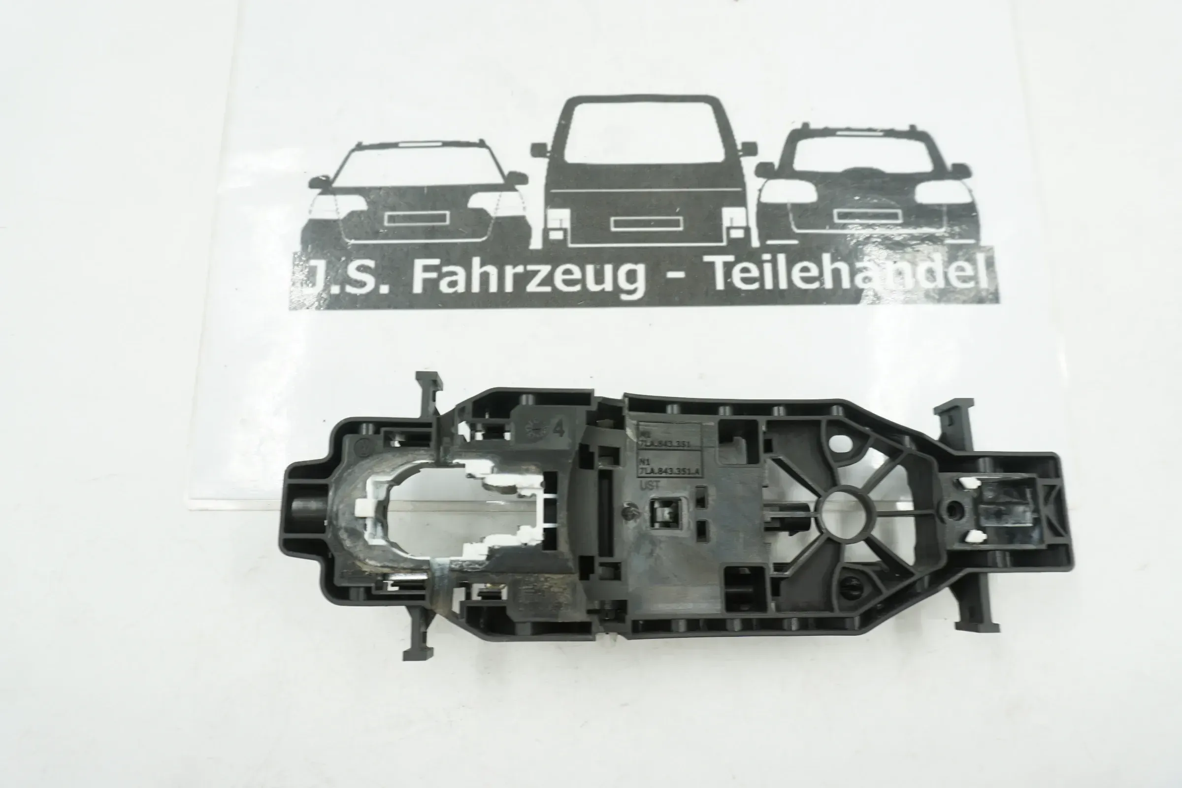 VW T6.1 Trapo Kasten Lagerbügel Türklinke Türgriff Schiebetür 7LA843351A - Bild 1