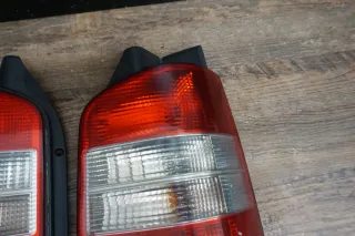 VW T5 Multivan Transporter Rückleuchten Heckleuchten links rechts dunkel - Bild 2