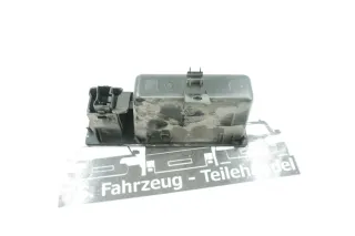 VW T5 Transporter Ablagefach 7H0857925A Warnblinkschalter Schalter - Bild 3