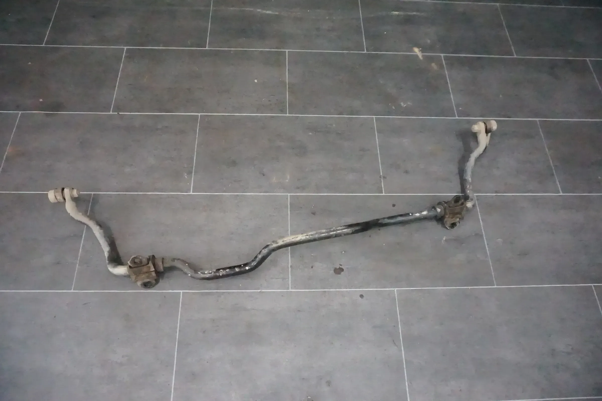 Orig VW T5 Facelift Stabilisator Stabi vorn Vorderachse VA 7H5411303Q - Bild 1