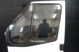 Ford Transit MK7 Tür Fahrertür vorne links weiss komplett - Bild 5