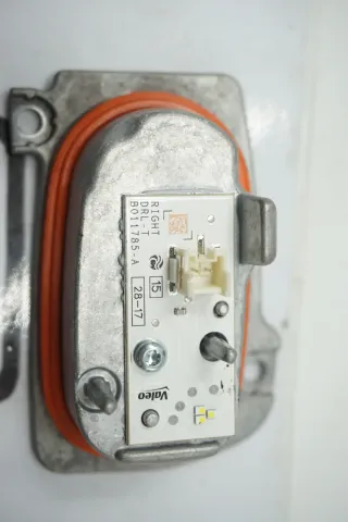 LED TFL Tagfahrlicht Steuergerät 8V0998473B 8V0998474B Audi A3 - Bild 7