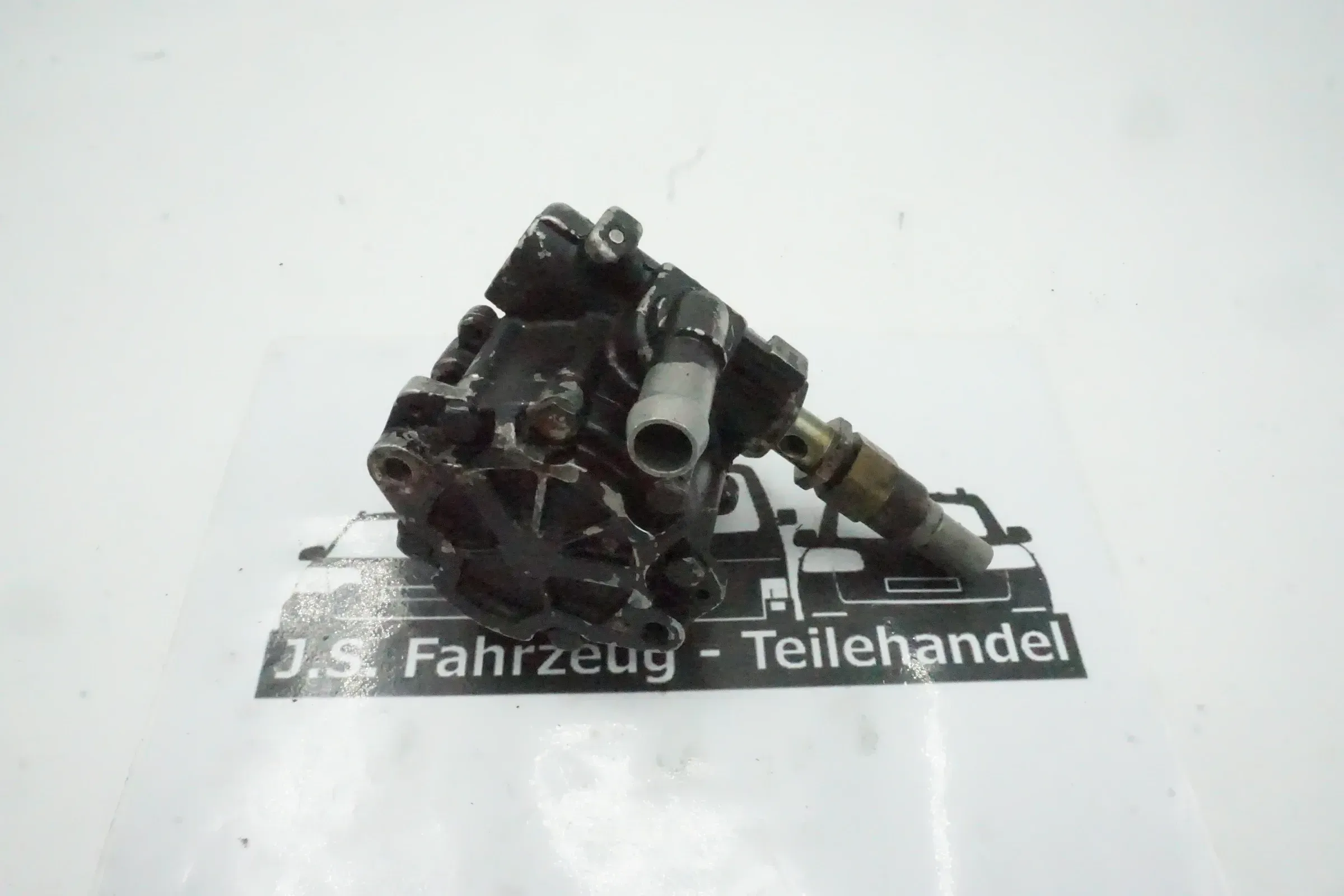 VW Transporter T4 2.5TDI Servolpumpe ZF mit Riemenscheibe 91115 d 074145255A - Bild 1