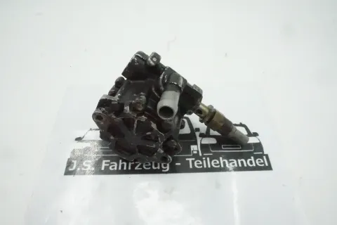 Background image for VW Transporter T4 2.5TDI Servolpumpe ZF mit Riemenscheibe 91115 d 074145255A