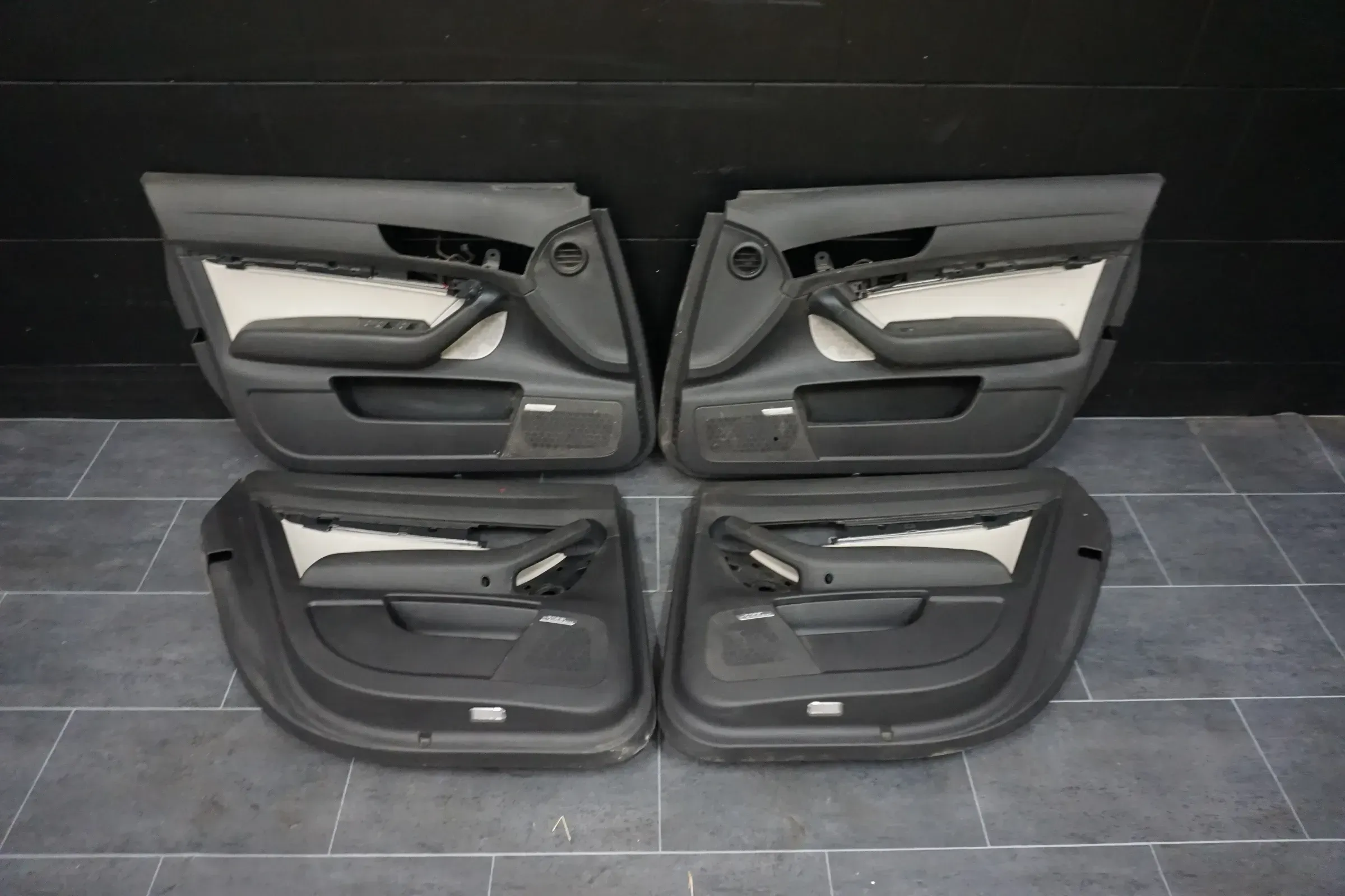 4x Audi A6 4F Türverkleidung Verkleidung Tür vorne hinten Leder S-line weiß - Bild 1
