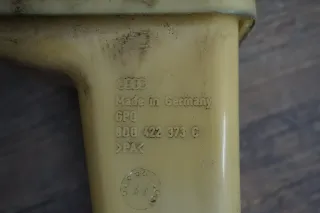 Audi A6 4B C5 - Behälter Servo Servoölbehälter Servobehälter 8D0422373C - Bild 5