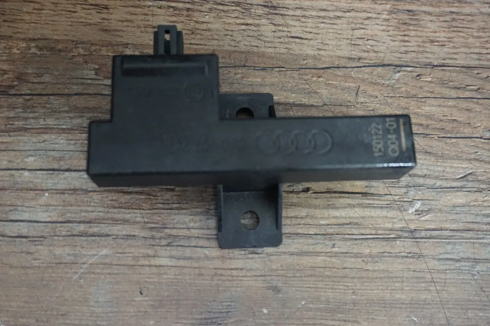 Audi A4 A5 A6 A7 Q5 Antenne Innenraum Kessy Keyless Startberechtigung 8K0907247 - Bild 1