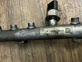 Kraftstoffverteiler Leiste Rohr Rechts 059130089 AB Audi A6 Avant 3.0 TDI DPF - Bild 3