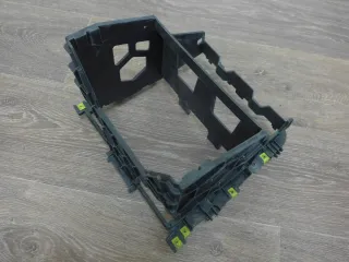 1K0858089C VW Golf 5 Mittelkonsolenschacht Armaturenbrett Doppel DIN Schacht - Bild 3