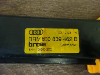 AUDI A4 8E B7 Limo FENSTERHEBERMECHANIK MECHANIK hinten rechts 8E0839462B - Bild 3