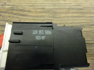 VW Passat 3C Original Warnlichtdrucktaster Warnblinklichtschalter 3C0953509A - Bild 3