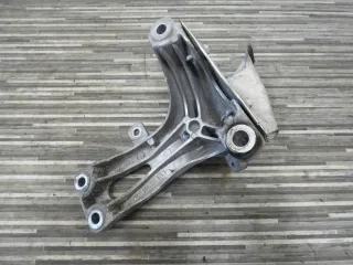 Audi A4 8K A6 A7 4G Q5 TDI Motorhalter Halter Stütze rechts 8K0199308BJ - Bild 3