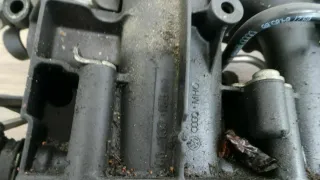 06F133185AQ 6F133482B Ansaugbrücke Schaltsaugrohr BWA AXX VW 2.0TFSI AUDI - Bild 3