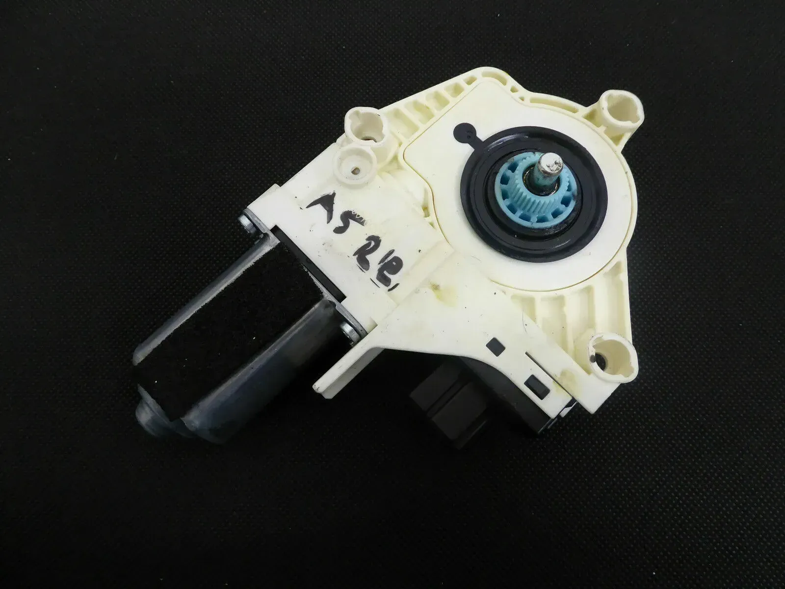 Audi A6 4F Fensterheber Fensterhebermotor Motor vorne rechts 4F0959802D - Bild 1