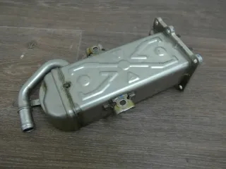 Orig. VW Audi Seat Skoda Abgasrückführung Kühler AGR 03L131512CF - Bild 2
