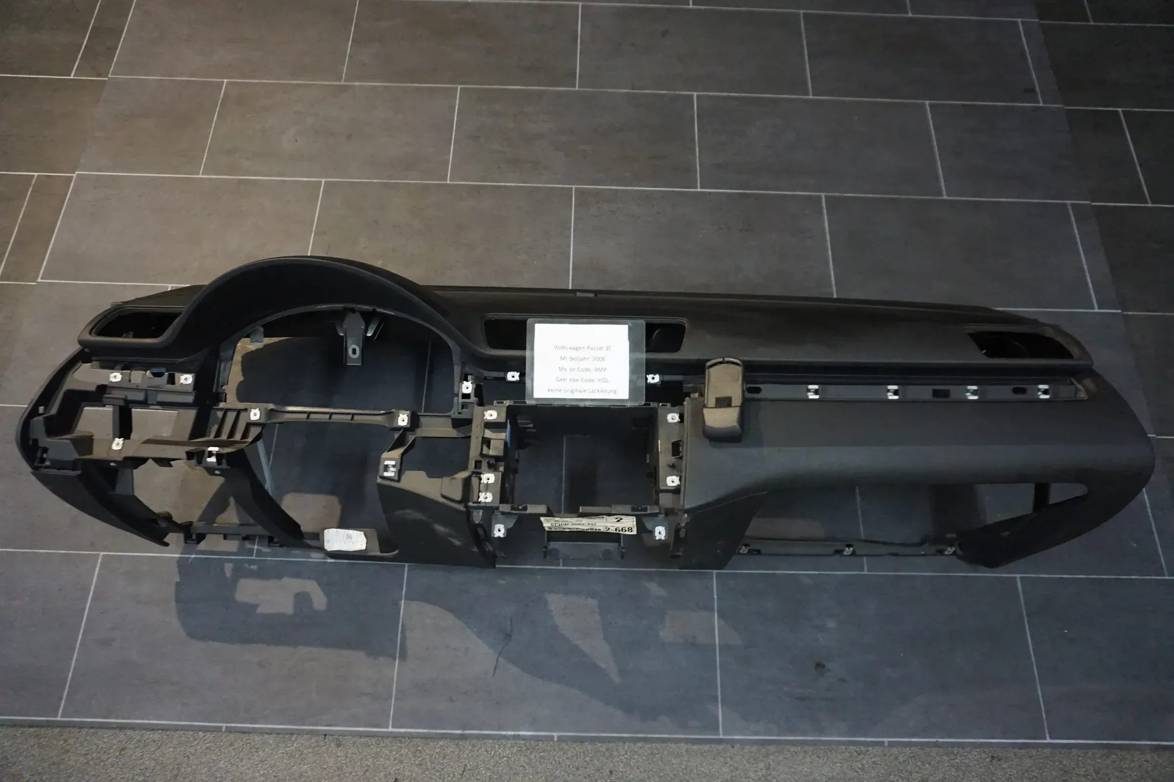 VW PASSAT Variant B6 3C Armaturenbrett 3C1857003RF Schwarz Airbag - Bild 1