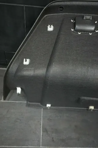 Audi A8 4H Heckklappenverkleidung 4H0867975K Verkleidung Heckklappe schwarz - Bild 7