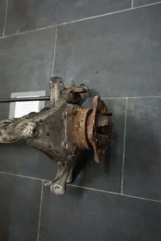 Original BMW F87 F80 F82 F83 Schwenklager Antriebswelle Achse hinten Links - Bild 3