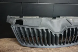 Original Skoda Fabia II Facelift 5J Kühlergrill 5J0853668B 2011-2015 - Bild 3