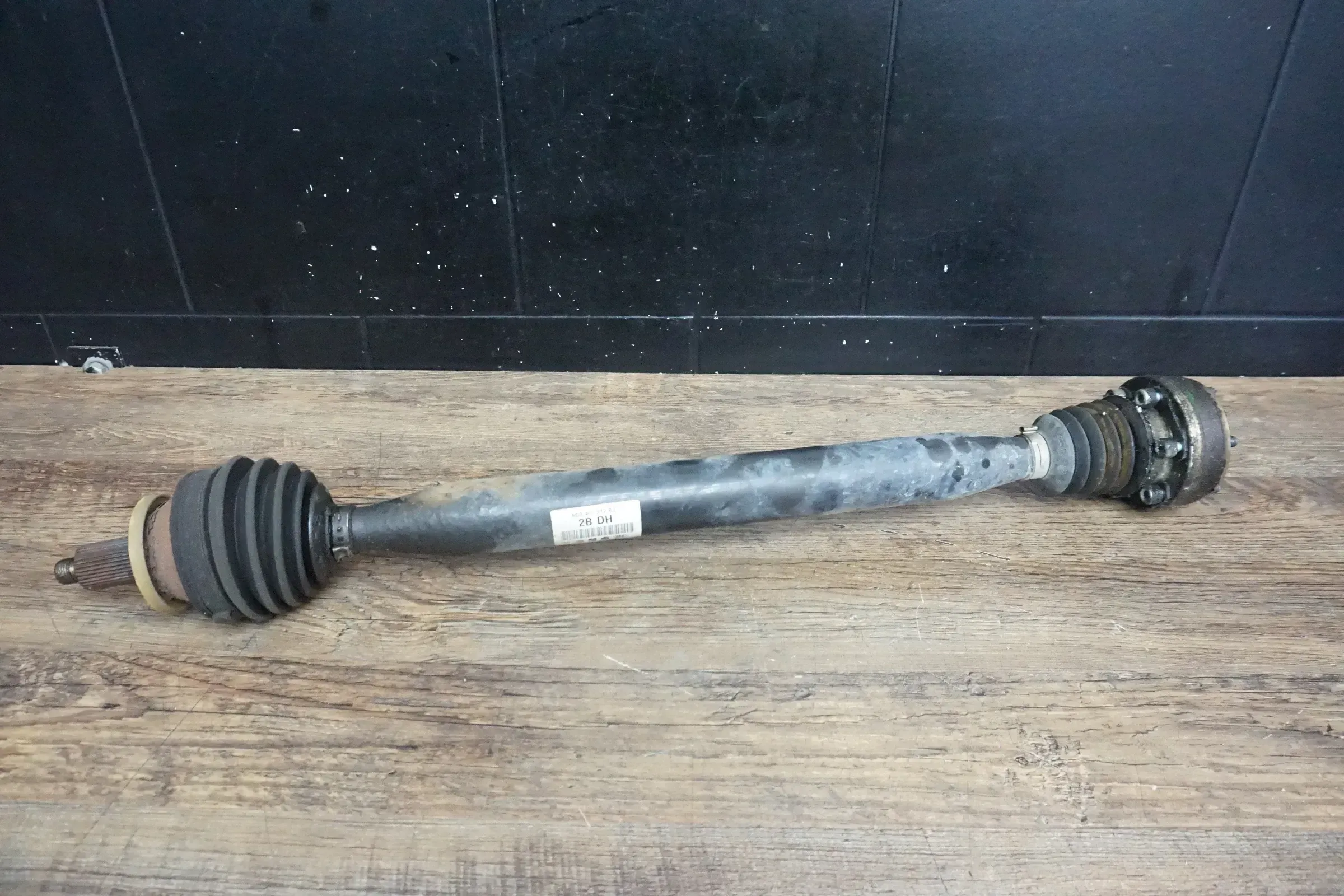VW Polo 9N3 9N / 5-Türer / 1.2 L / Antriebswelle Gelenkwelle 6Q0407272BD Rechts - Bild 1