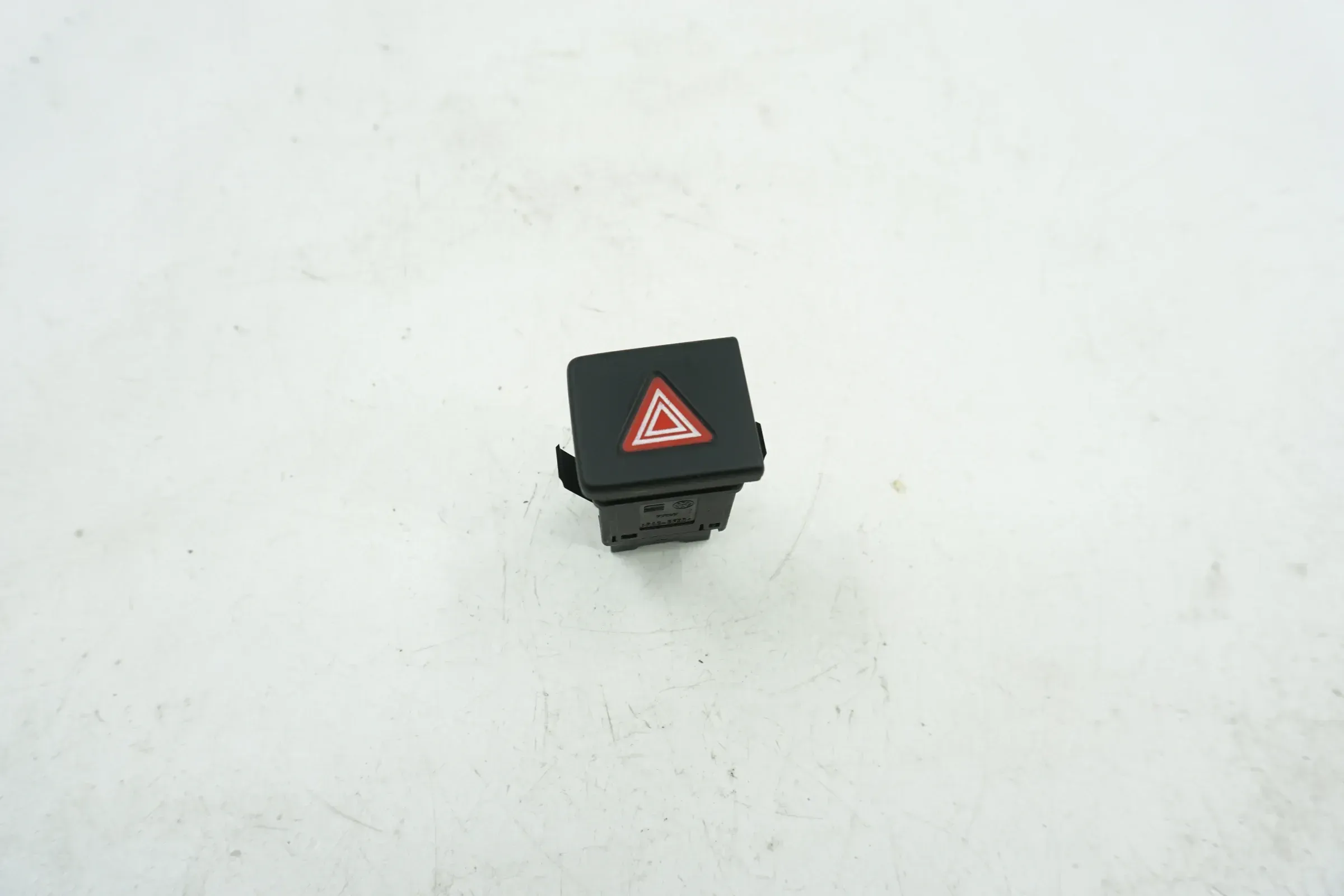 Original VW T5 7H 2010-2015 Drucktaster Warnblinkschalter 7E5953235A - Bild 1