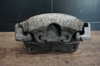 Bremszange links vorne VW Transporter T5 Pritsche/Fahrgestell 7H0105A - Bild 4