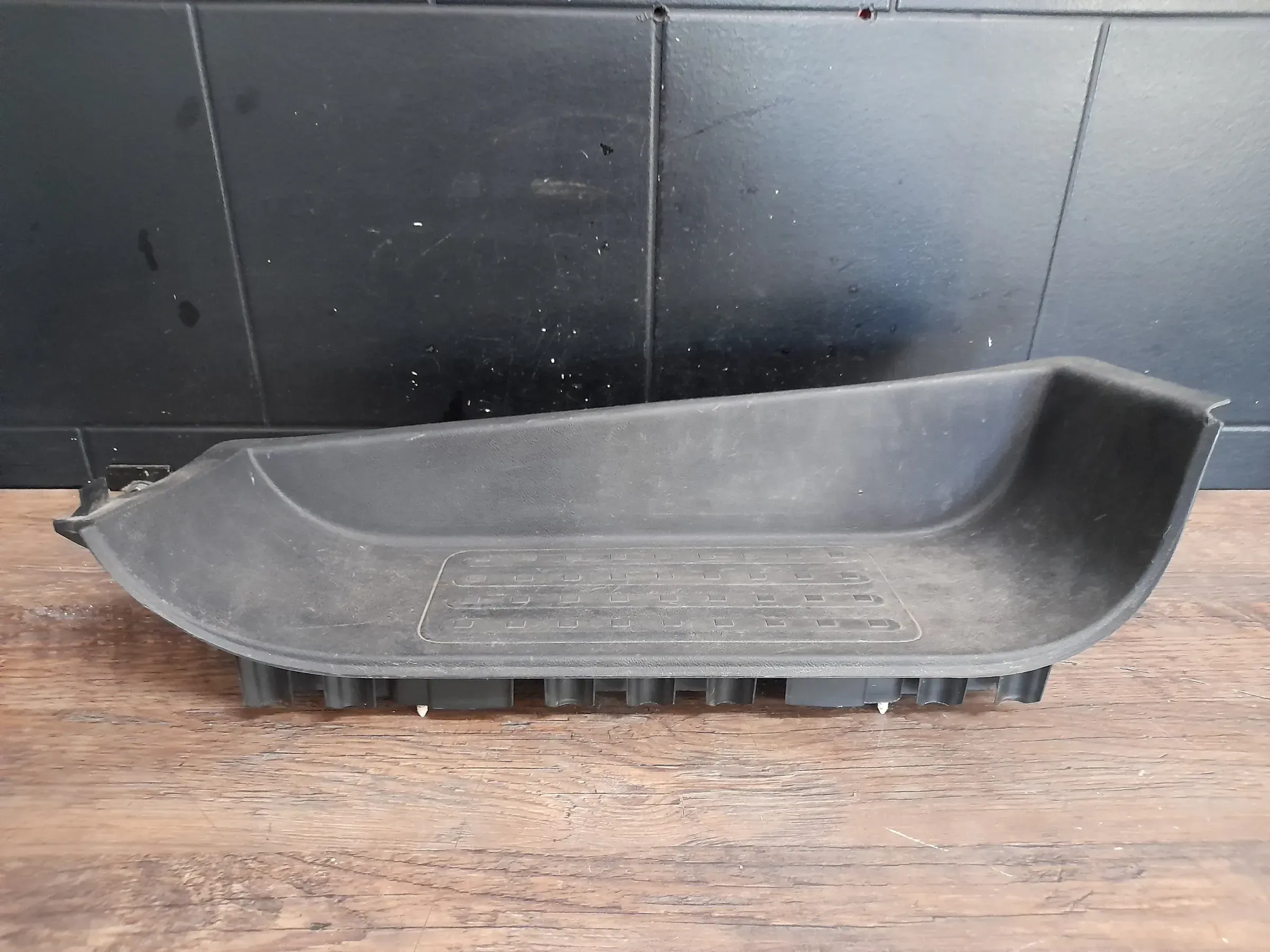 VW T5 T6 Transporter Trittschale Trittstufe Beifahrertür 7H0863736F - Bild 1
