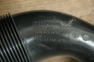 Audi A8 S8 4H Lufteinlassrohr links Rohr 4H0129615E - Bild 4