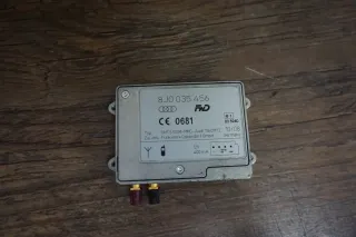 Audi A4 8K B8 2.7TDI Antennenverstärker Steuergerät Signalverstärker 8J0035456 - Bild 1