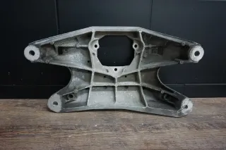 original Audi A4 8K VW Audi Getriebeträger Querträger Träger Halter 8K0399263AF - Bild 4