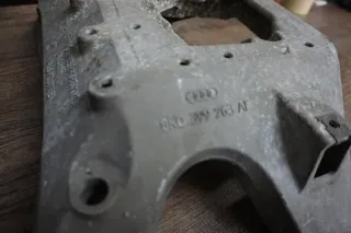 Audi A4 8K A5 8T 8F Q5 Querträger Hilfsrahmen Stütze Getriebe LLQ 8K0399263AF - Bild 5