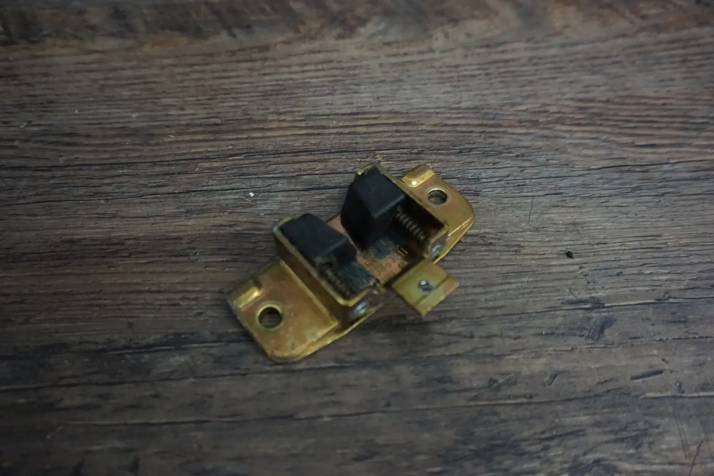 Original VW T4 Heckklappenführung Verriegelung Führung Heckklappe 701829721C - Bild 1
