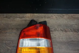 VW T5 7H Bj.07 original Rückleuchte Heckleuchte rechts Heckflügeltüren Klapptür - Bild 2