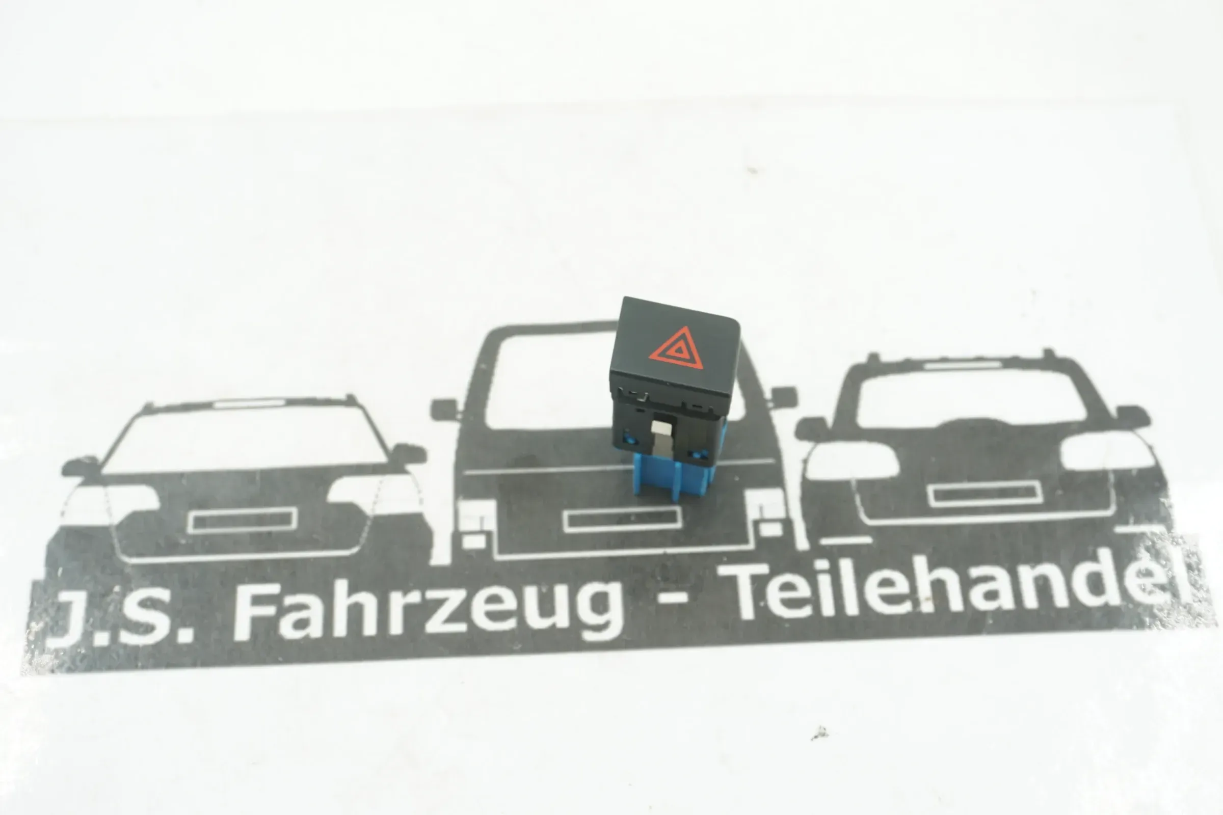 Volkswagen VW T6 Schalter für Warnblinker Original 7E0953509 - Bild 1