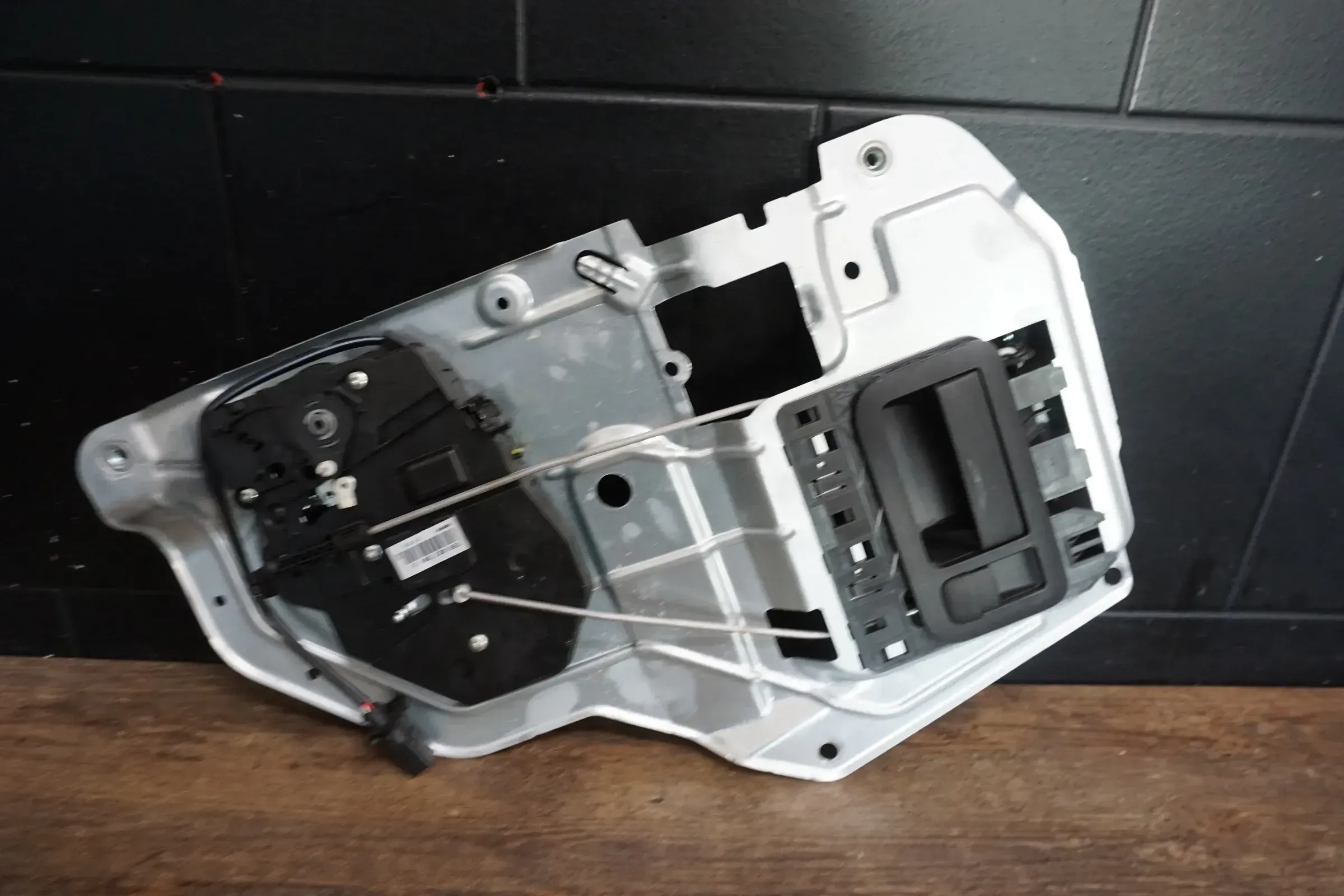 HECKKLAPPENSCHLOSS LINKS Volkswagen T6 7E0827201S 7E0827201L Zentralverrieglung - Bild 1