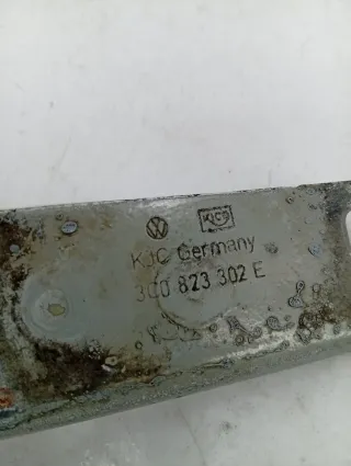 VW Passat 3C Motorhaubenscharniere 3C0823301E 3C0823302E Scharniere Haube - Bild 3