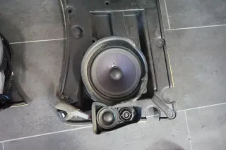 VW T5 2003-2009 Multivan original Halter+ Lautsprecher Hinten Rechts+Links 3Wege - Bild 3