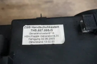 7H5858721A Handschuhfach 7H5857239B Airbagschalter VW T5 7H Multivan 2004 - Bild 7
