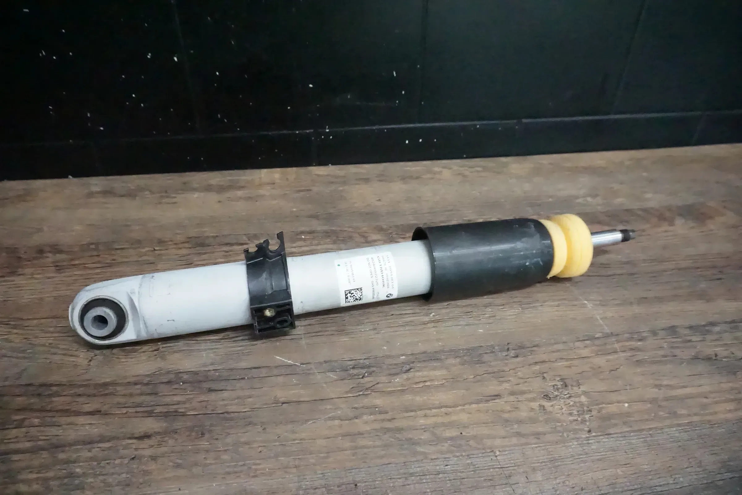STOSSDÄMPFER HINTEN G87 BMW M2 SERIE 2022 EDC ELEKTRISCH G81 M3 - Bild 1