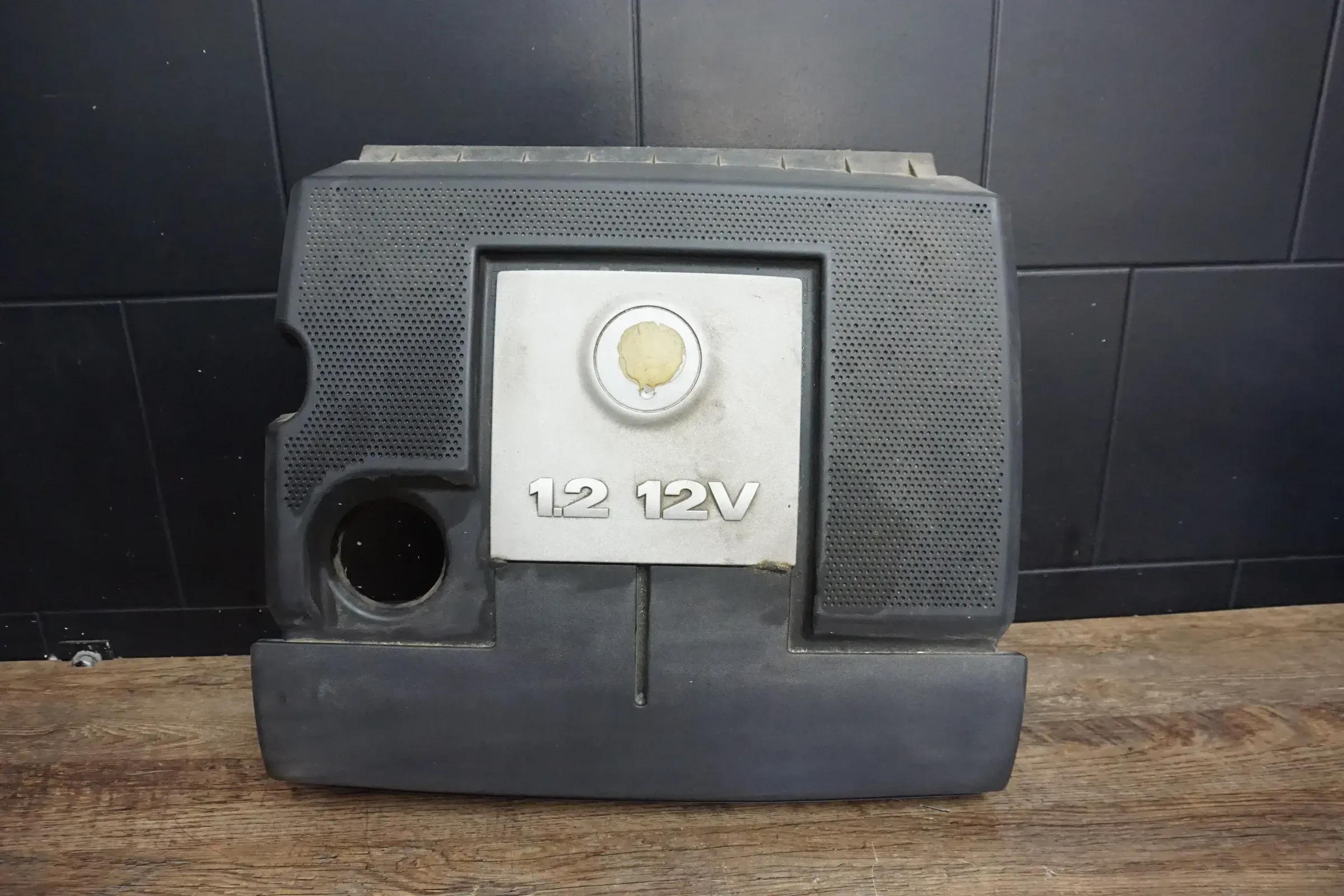 VW Polo 9N3 1,2 Motorabdeckung Abdeckung Verkleidung 03E129607 - Bild 1