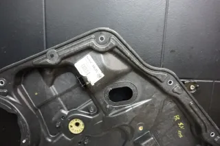 Original VW Tiguan Grundträger Tür Fensterheber 5N0839730R Fensterhebergestänge - Bild 3