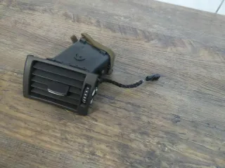AUDI A4 S4 8E LÜFTUNG LUFTDÜSE ARMATURENBRETT RECHTS 8E0820902F - Bild 1
