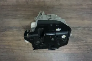 Original Audi A6 A7 A8 4G C7 TT A3 Türschloß Tür vorn rechts VR 8J1837016C - Bild 2