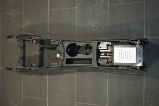 Audi A4 B8 8K Mitteltunnel Mittelkonsole SOUL schwarz 8K0864981F A5 B8 8T - Bild 1