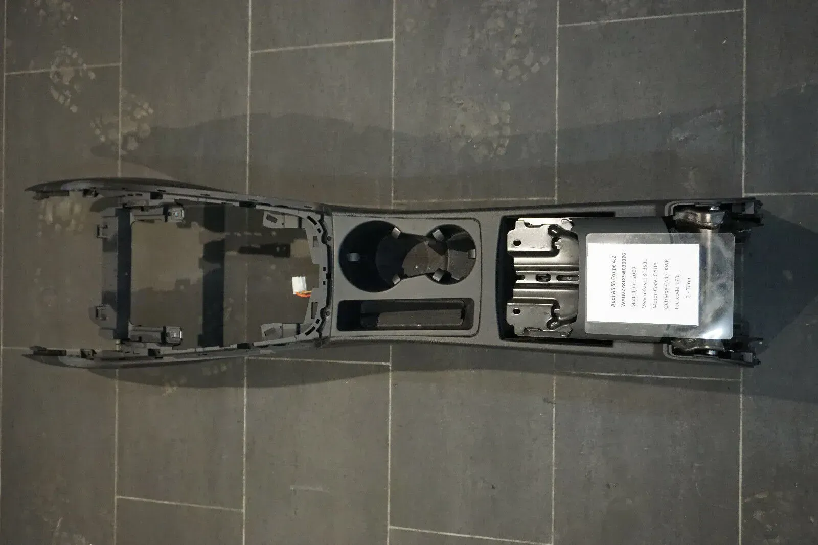Audi A4 B8 8K Mitteltunnel Mittelkonsole SOUL schwarz 8K0864981F A5 B8 8T - Bild 1