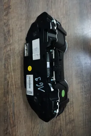 Audi A5 8T Coupe Kombiinstrument FIS Tacho Schalttafeleinsatz DIESEL 8T0920930D - Bild 5