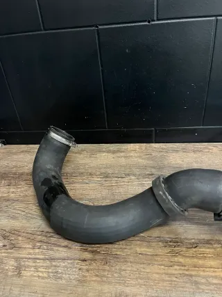 Ansaugschlauch für Luftfilter VW Transporter T5 Kasten 7E0145980 2.5TDi - Bild 4